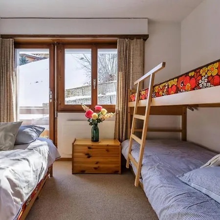 Directly On The Slopes Ski In Out Apartment 1 Parking