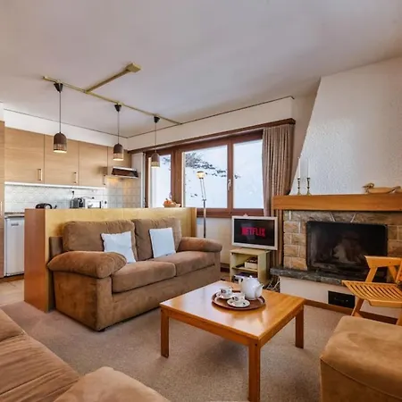Tatil Evi Directly On The Slopes Ski In Out Apartment 1 Parking La Tzoumaz